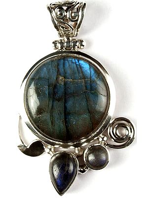 Labradorite Pendant with Spiral