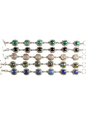 Lot Five Gemstone Bracelets (Malachite, Black Onyx, Rose Quartz, Labradorite and Lapis Lazuli)