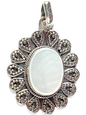 MOP Oval Pendant