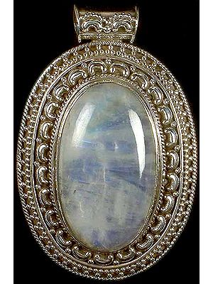 Oval Rainbow Moonstone Pendant