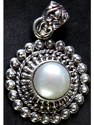 Pearl Pendant