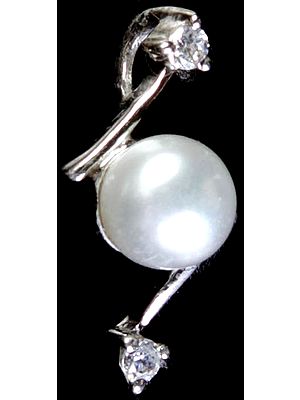 Pearl Pendant with Twin CZ