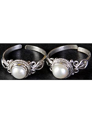 Pearl Toe Rings (Price Per Pair)