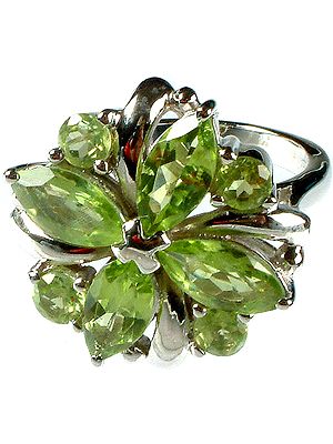 Peridot Flower Finger Ring