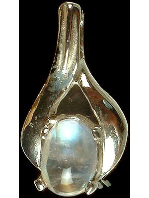 Rainbow Moonstone Pendant