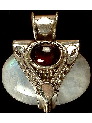 Rainbow Moonstone Pendant With Garnet