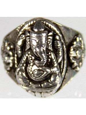 Shri Ganesha Ring