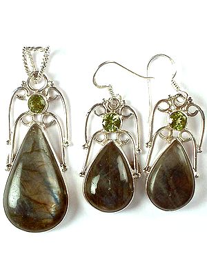 Tear Drop Labradorite Pendant & Earrings Set with Peridot