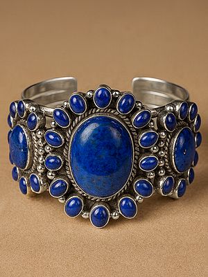 Bracelet with Large Lapis Lazuli