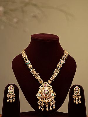 Kundan Studded Temple-Style South Indian Necklace Set with Dangling Beads