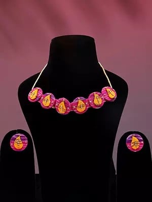 Round Shape Handloom Sambalpuri Fabric Choker Set with Earrings