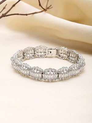 Sparkling Geometric Bracelet with Baguette and Round Stones