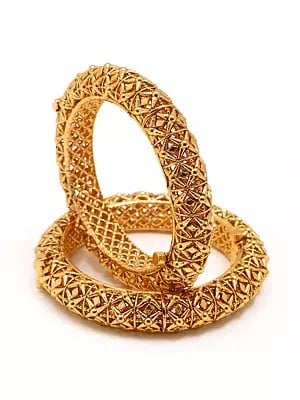 Rajwadi Style Stone Studded Screw Openable Pair of Bangles