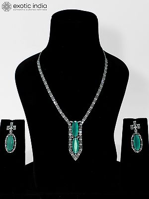 Unique Design Stone Studded Elegant American Diamond Necklace Set With Earrings