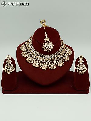 Hanging Beads Kundan Necklace With Mangtika And Beautiful Earrings
