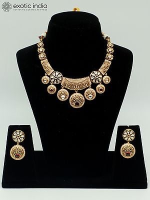 Premium Brass Necklace Set With Attractive Carving Earrings In Hasli Look