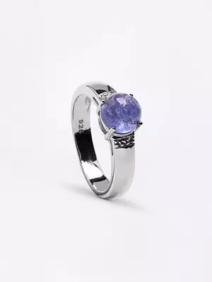Cabochon Tanzanite Gemstone Ring