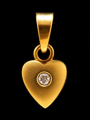 Finely Crafted Valentine Pendant with Diamond