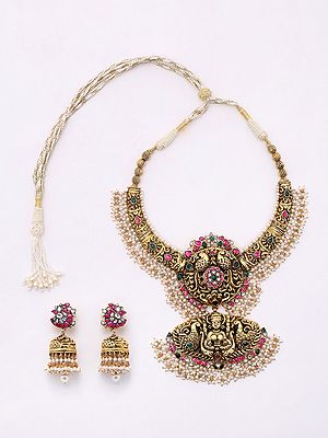 Traditional South Indian Temple Goddess Laxmi Embossed Patterns Necklace and Earrings Set