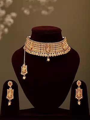 South Indian Temple-Style Fluting Krishna Choker Necklace with Earrings and Mangtika