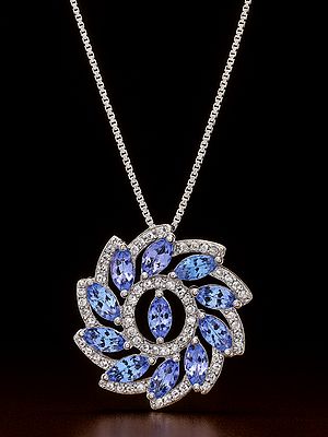 Floral Tanzanite Cluster Pendant with Wave Silver Pattern