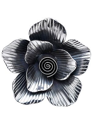 The Blooming Flower Pendant