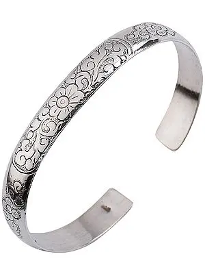 Beautifully Engraved Floral Design Cuff Bracelet from Nepal (Adjustable Size)