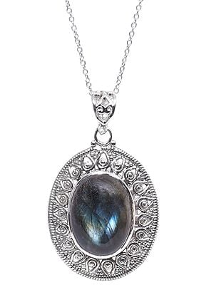 Oval Gemstone Pendant with Rawa work