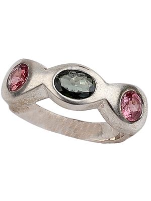Sterling Silver Ring With Tourmaline Triple Stone