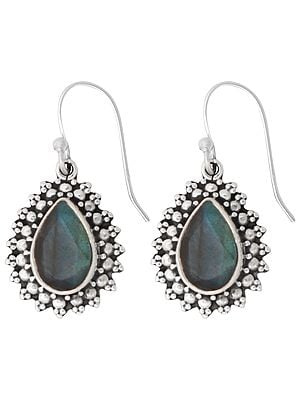 Fascinating Sterling Silver Earrings with Faceted Labradorite Stone
