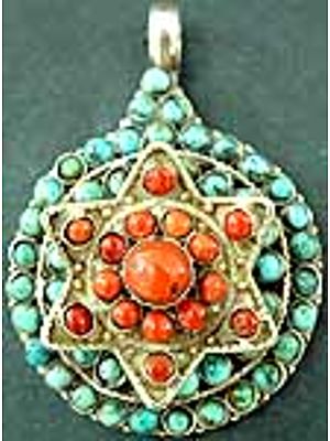 Flower Poison Box Pendant