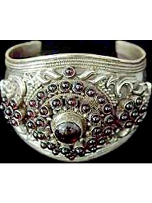 Garnet Flower Bracelet