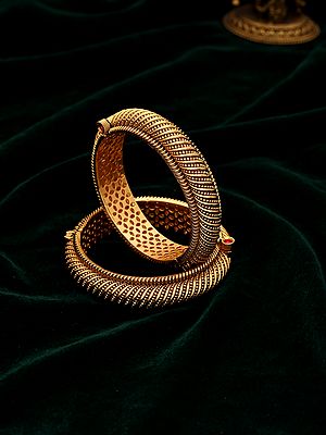 Openable Kada Bangles with Swirl Detailing
