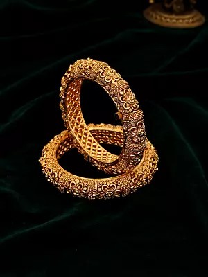 Rajwadi Style Kada Bangles with Intricate Floral Motifs (Pair)