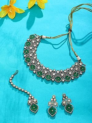 Flower Design Kundan Stone Studded Choker set with Maang Tikka