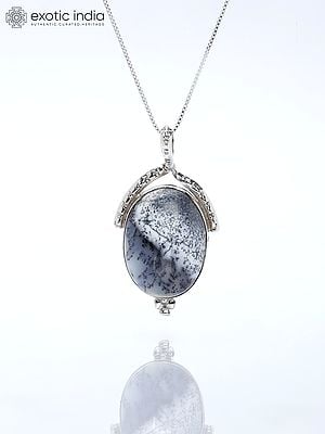 Oval Shape Dendrite Pendant