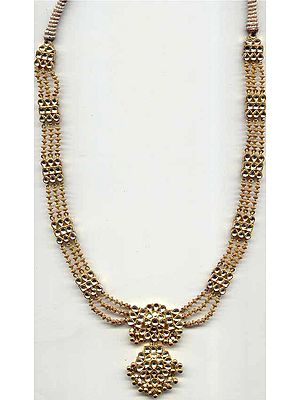 Kundan Necklace 
With Ear Rings