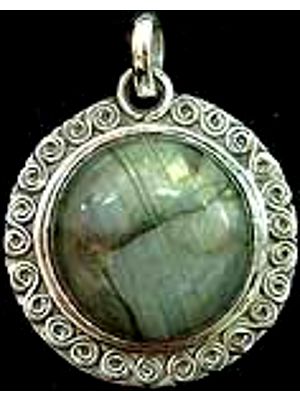 Labradorite Pendant