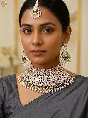 Stone Studded Choker Necklace Set with Earrings and Mangtika