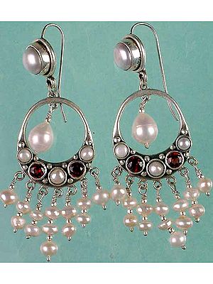 Pearl Earrings with Garnet
