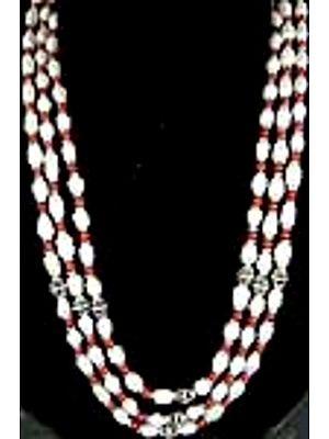 Pearl Necklace with Coral