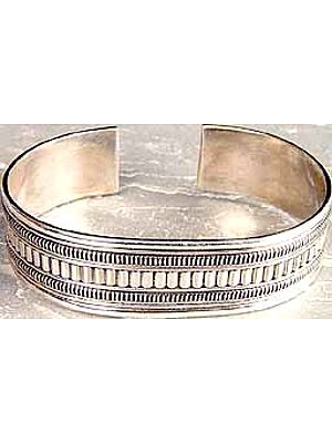 Ratangarhi Cuff Bracelet