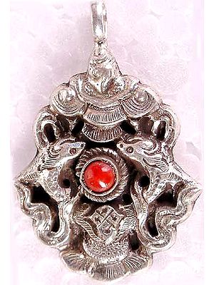 The Two Fishes (Tib. gser-nya, Skt. suvarnamatsya)