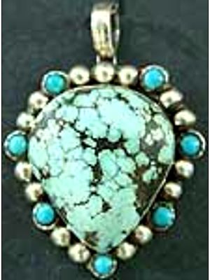 Turquoise Pendant with Spider Web Matrix