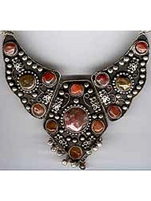 White Metal Necklace