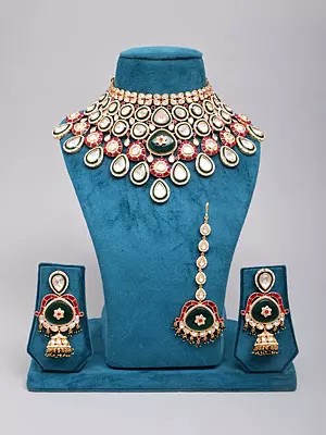 Bridal Choker Set: Green Kundan with Teardrop Maang Tikka