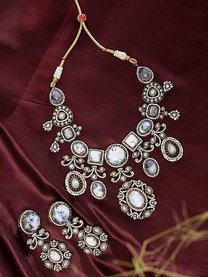 White Tie-Die Stone Kundan Necklace Set with Matching Earrings - Geometric Style