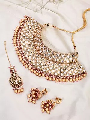 Bridal Kundan Choker Necklace Set with Square Embellishments and Maang Tikka