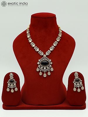 Exquisite Moissanite Kundan Stone Studded Necklace Set With Earrings