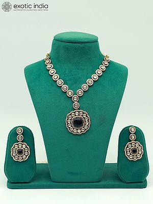 Moissanite Kundan Stone Studded Stunning Necklace With Matching Earrings
